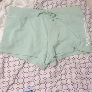 NWOT Van's shorts